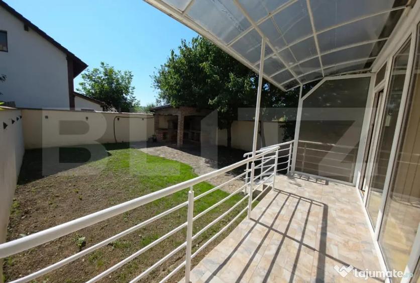 Casă cu 4 camere cu Teren 250 Mp în Central