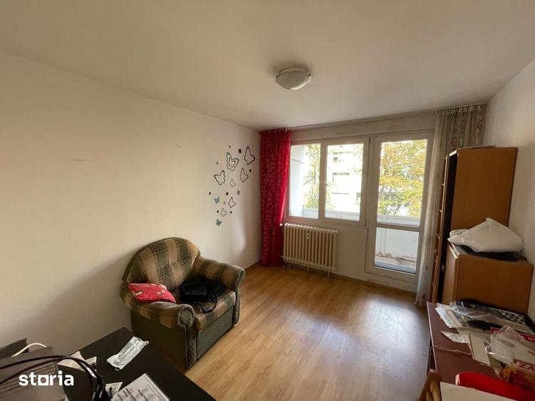 Apartament cu 3 camere în Drumul Taberei — fotografia 2