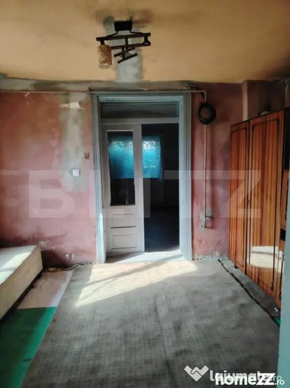 Casă cu 2 camere cu Teren 3750 Mp în Ceanu Mare