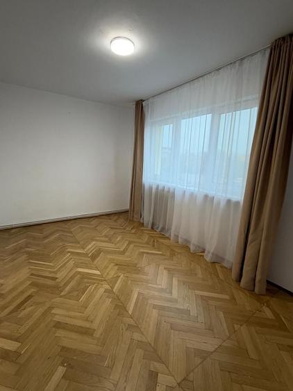 Apartament cu 3 camere în Grigorescu
