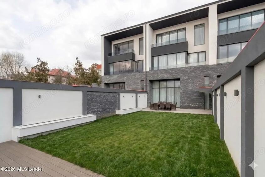 Iancu Nicolae - Vila high-end pe malul lacului, Gradina cu Ponton - 13