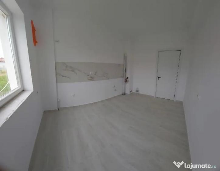 Apartament cu 2 camere decomandat în Vârteju
