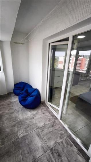 Apartament cu 2 camere decomandat, mobilat în Aeroport