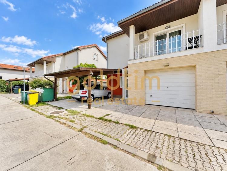 Duplex cu 5 camere cu Canalizare în Pipera