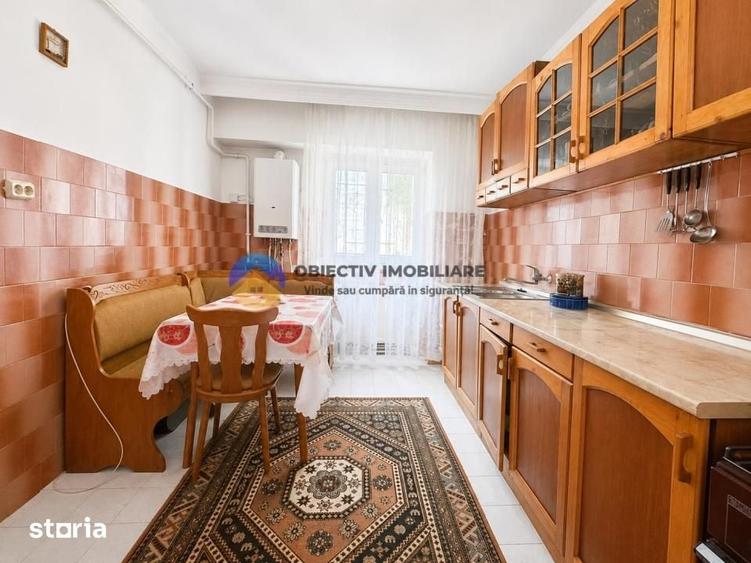 Apartament cu 3 camere în Dărmănești