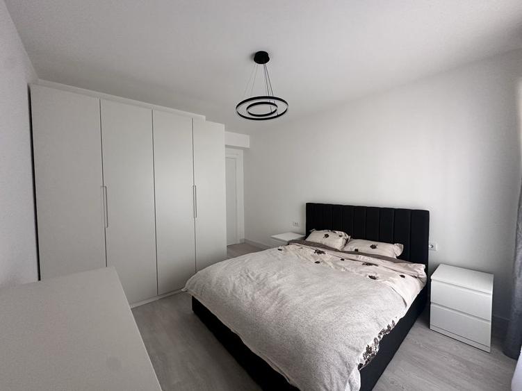Apartament cu 2 camere decomandat, mobilat în Jiului