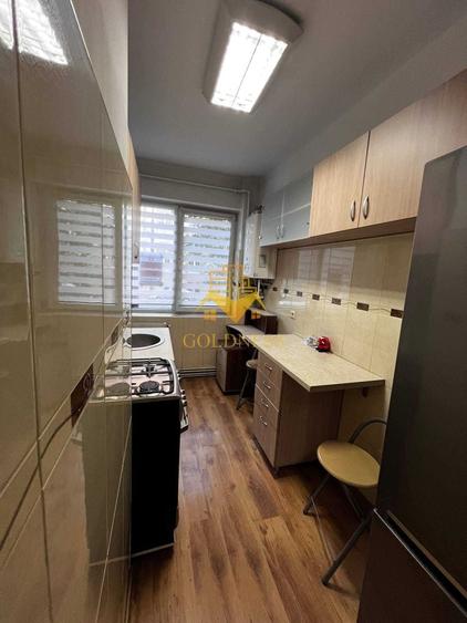 Garsonieră decomandată, mobilată în Central