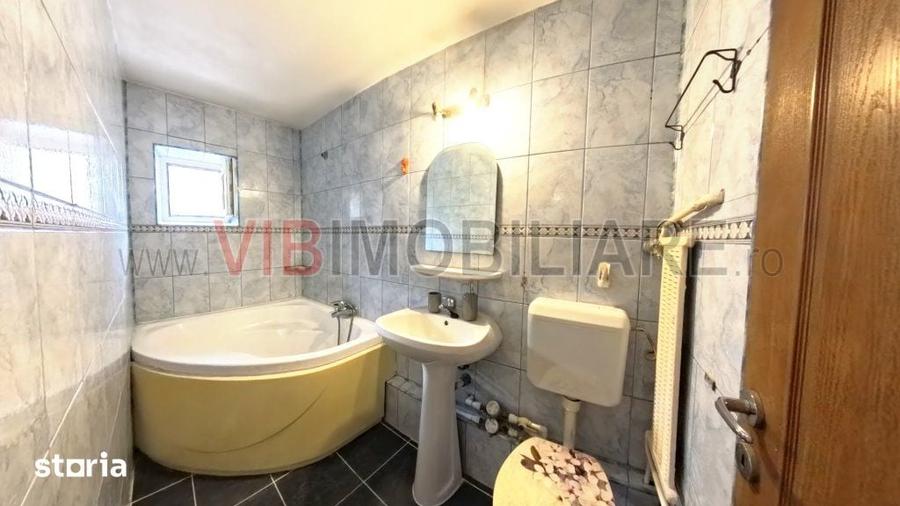 Apartament cu 3 camere decomandat în Centrul Civic