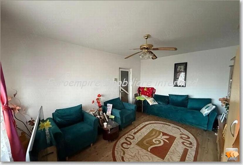 Apartament cu 2 camere decomandat, mobilat în Km 4