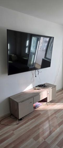 Apartament cu 4 camere decomandat în Runcu