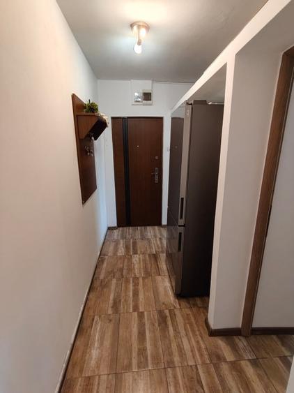 Apartament cu 2 camere semidecomandat în Abator
