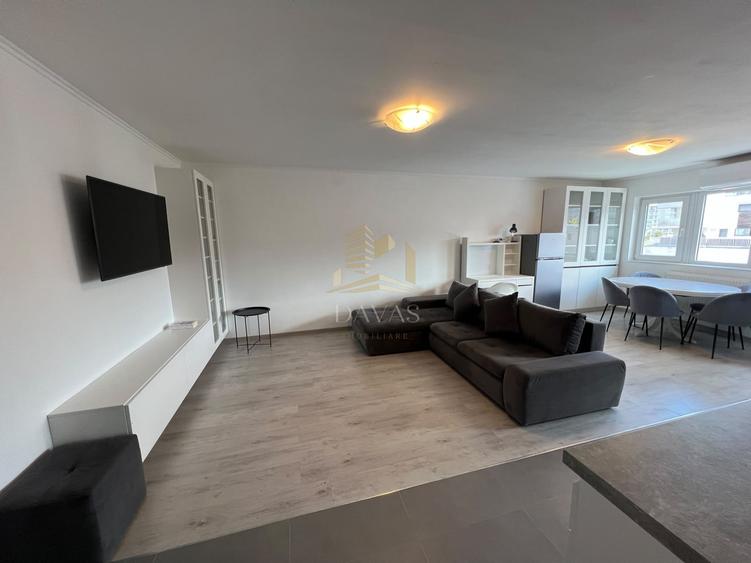 Apartament cu 2 camere semidecomandat, mobilat în Mărăști