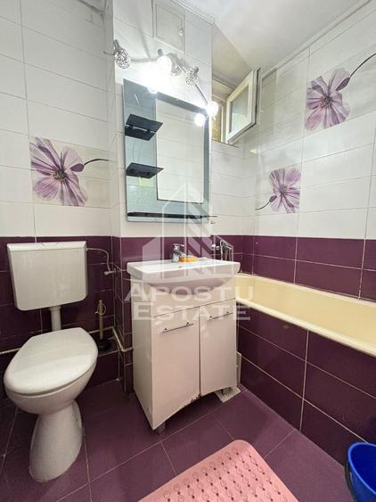 Apartament cu 2 camere decomandat, mobilat în Dacia