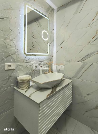 Apartament cu 3 camere în Tractorul
