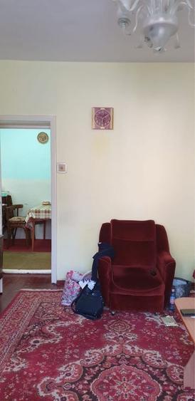 Apartament cu 2 camere decomandat în Fetești-Gară