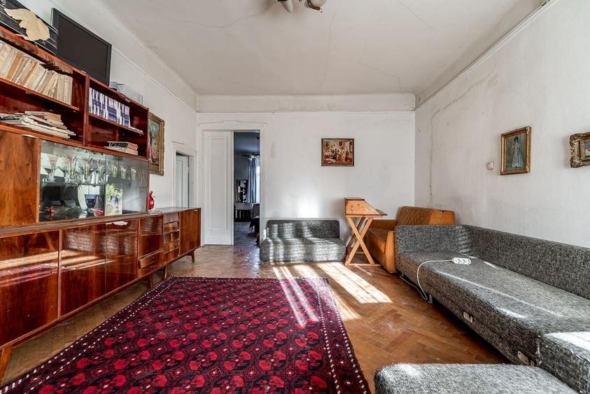 Apartament cu 2 camere semidecomandat în Central