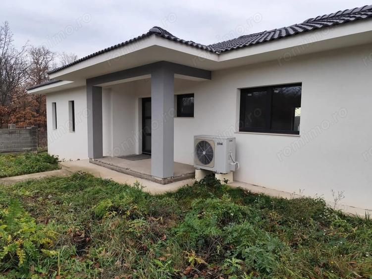 Vanzare | casa noua | nivel parter | living generos | 3 dormitoare - 7