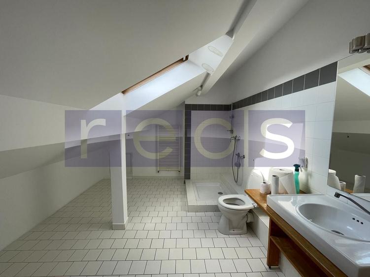 VANZARE | VILA DEOSEBITĂ | ZONA PARC CIRCULUI BARBU VACARESCU | 450MP - 15