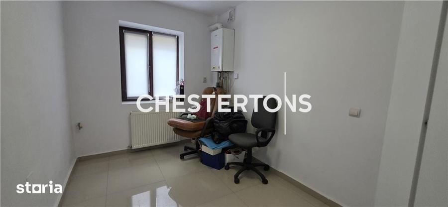 Casă cu Teren 450 Mp în Aviatorilor