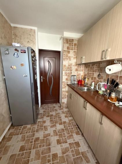 Apartament cu 2 camere decomandat în Marghiloman