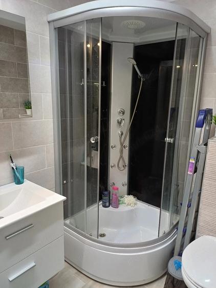 Apartament cu 2 camere decomandat în Dobroești