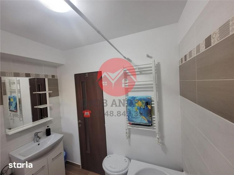 Apartament de inchiriat cu 3 camere, E3, bloc nou Etaj 1 - 5