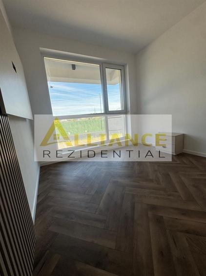 Apartament cu 2 camere semidecomandat, mobilat în Central