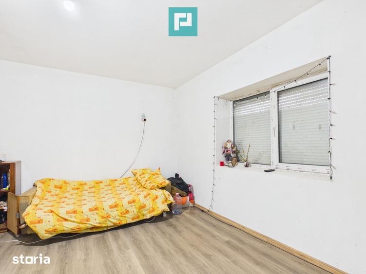 Casă cu 6 camere cu Teren 1440 Mp în Zerind