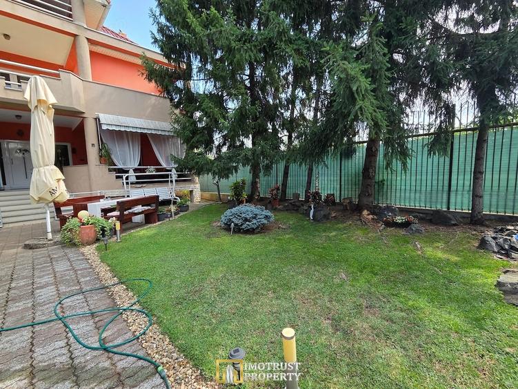 Casă cu Teren 2045 Mp în Aradul Nou