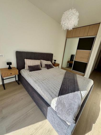 Apartament cu 2 camere nedecomandat în Dumbrăvița