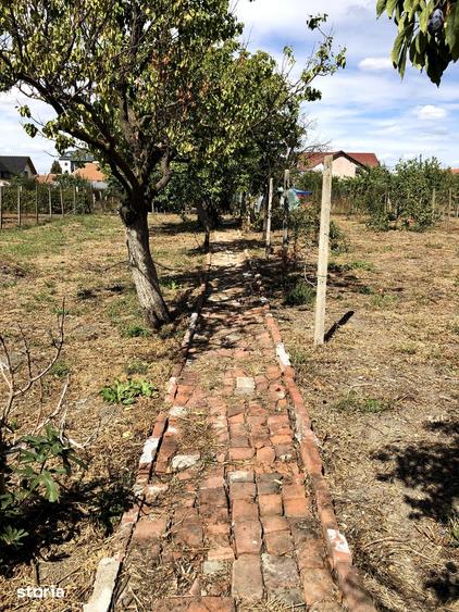 Casă cu 3 camere cu Teren 1438 Mp în Central