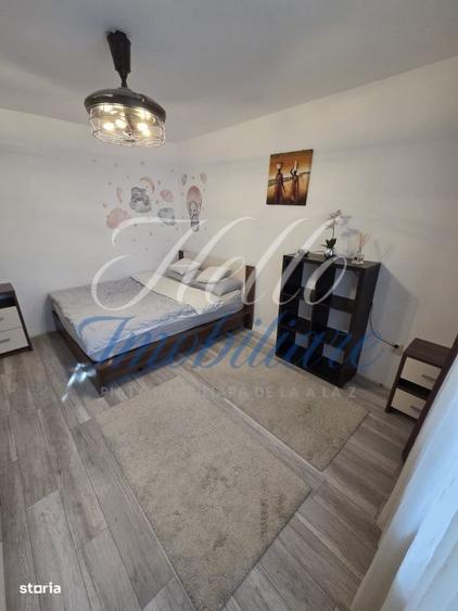 Apartament cu 2 camere semidecomandat, mobilat în Central — fotografia 3
