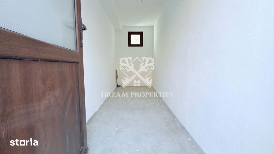 Casă cu 2 camere cu Teren 219 Mp în Feleacu