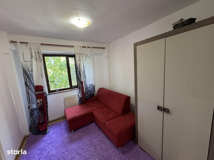 Apartament cu 3 camere decomandat în Micro 16