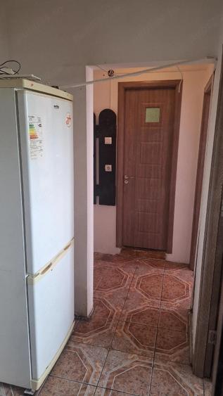 Apartament cu 2 camere decomandat în Drumul Taberei