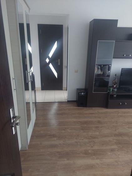 Inchiriez apartament zona Trivale - 5