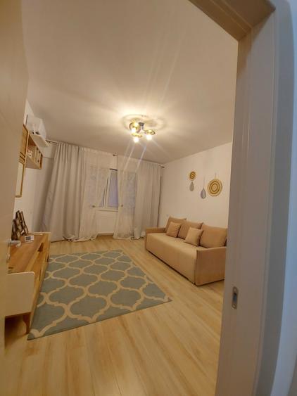 Garsonieră decomandată în Berceni