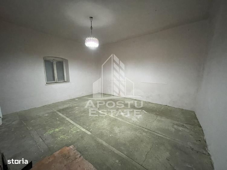 Casă cu 2 camere în Săcălaz