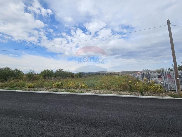 Teren Construcții intravilan de 11264 mp, în Sânnicoară