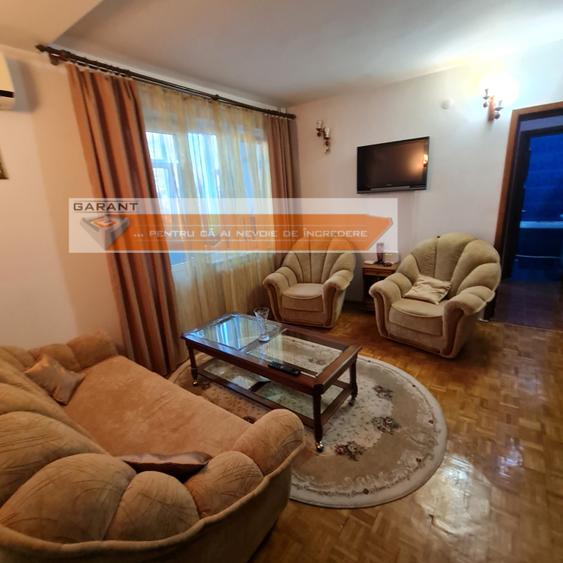 Apartament cu 2 camere semidecomandat în Calea București