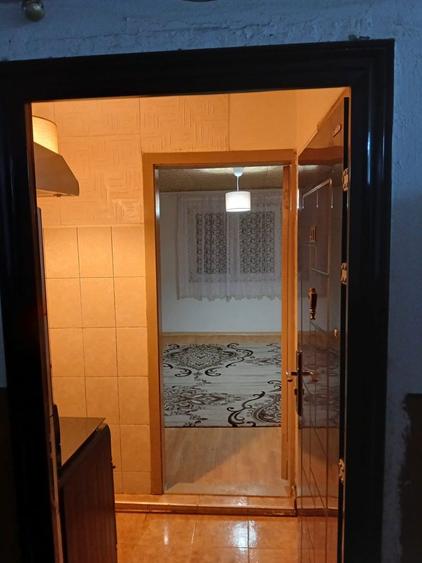 Garsonieră decomandată în Broscărie