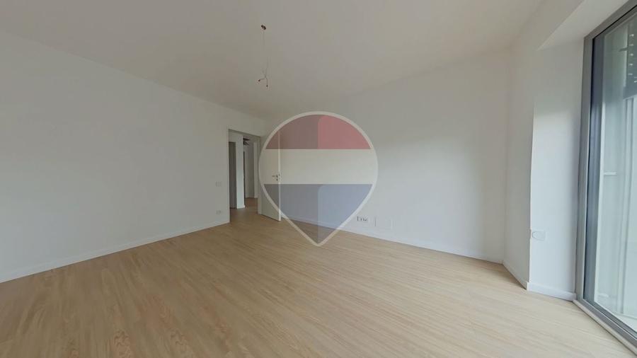 Apartament cu 2 camere semidecomandat în Semicentral