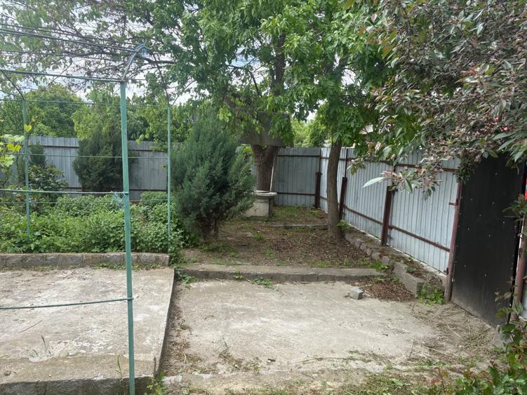Casă cu 4 camere în