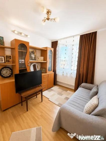 Apartament cu 2 camere semidecomandat în Casa de Cultură