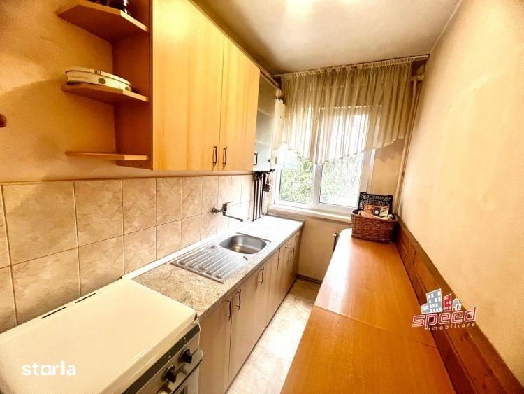 Apartament cu 2 camere nedecomandat în Central