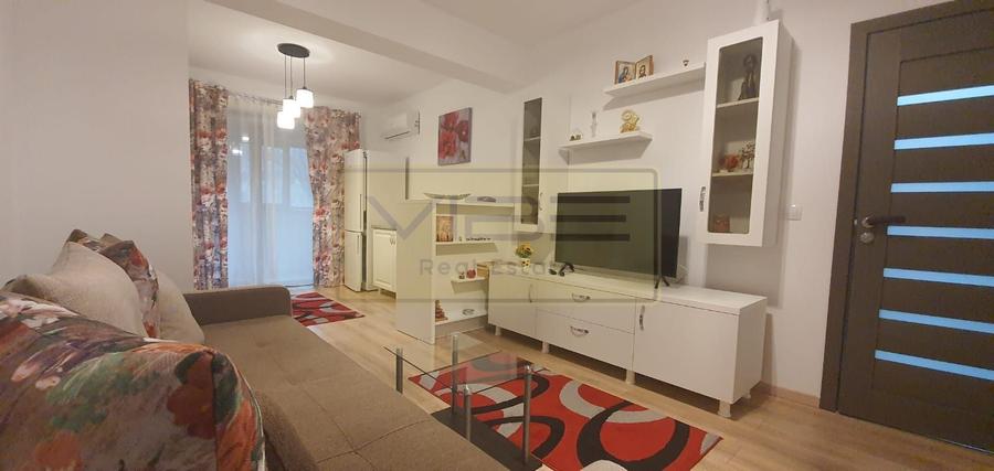 Apartament cu 2 camere semidecomandat, mobilat în Tătărași