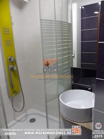 Apartament cu 3 camere decomandat în Găvana