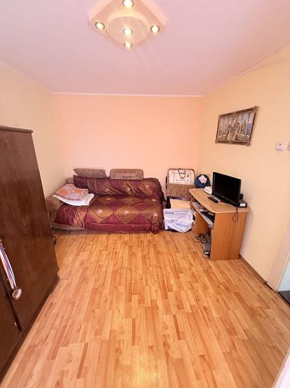 Casă individuală cu 4 camere cu Canalizare în Brebu Mânăstirei