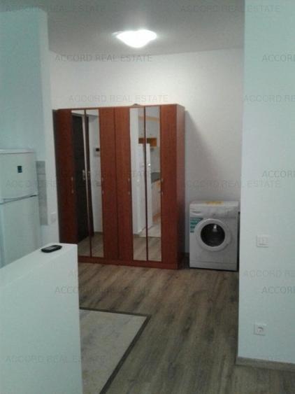 Garsonieră decomandată în Mihai Bravu