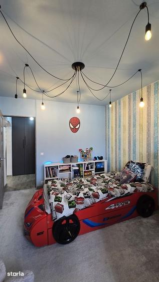 Apartament cu 4 camere decomandat, mobilat în Ultracentral